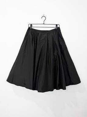 Sundance Silk Aline Full Skirt in Black Size 6 Dark Academia Retro Goth